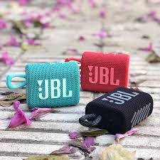 Parlante cuadrado JBL AAA