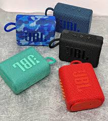 Parlante cuadrado JBL AAA