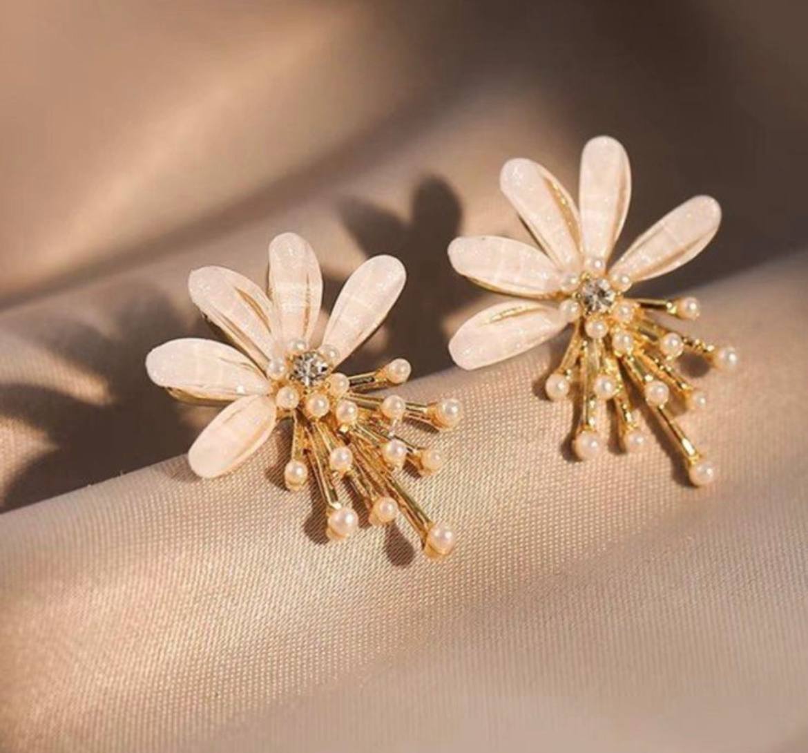 Aretes en forma de flor