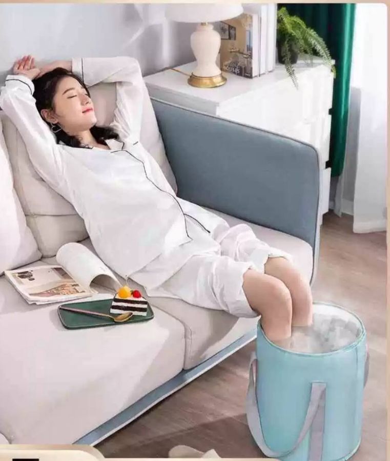 Bañera plegable para los pies